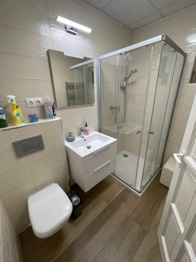 Regina Delux Apartman Gyula Exterior foto