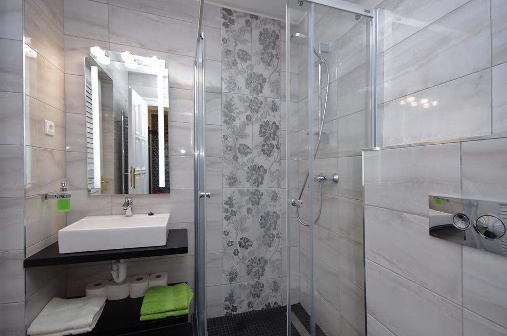 Regina Delux Apartman Gyula Exterior foto