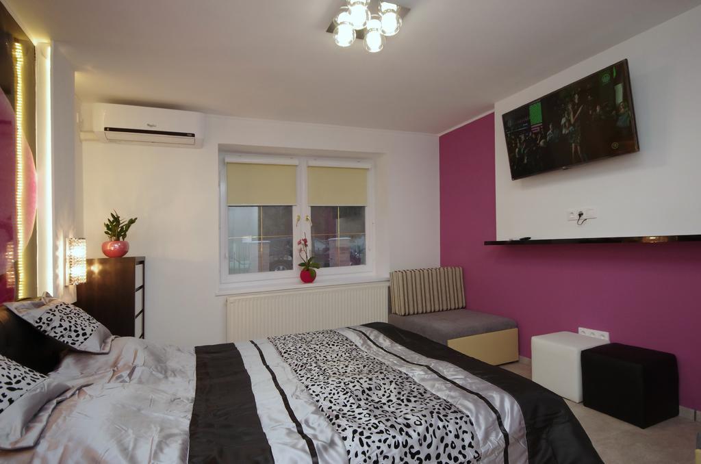Regina Delux Apartman Gyula Exterior foto