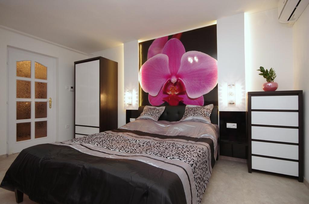 Regina Delux Apartman Gyula Exterior foto